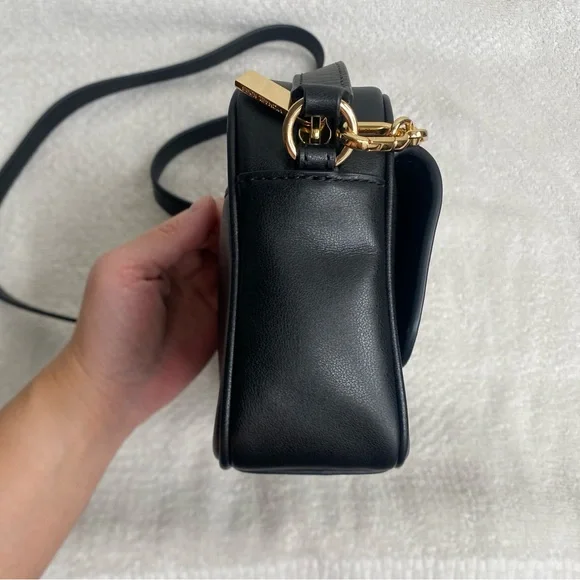 Michael Kors Women's Black Leather Gold Logo Parker Camera Crossbody Bag Classic - Picture 6 of 15